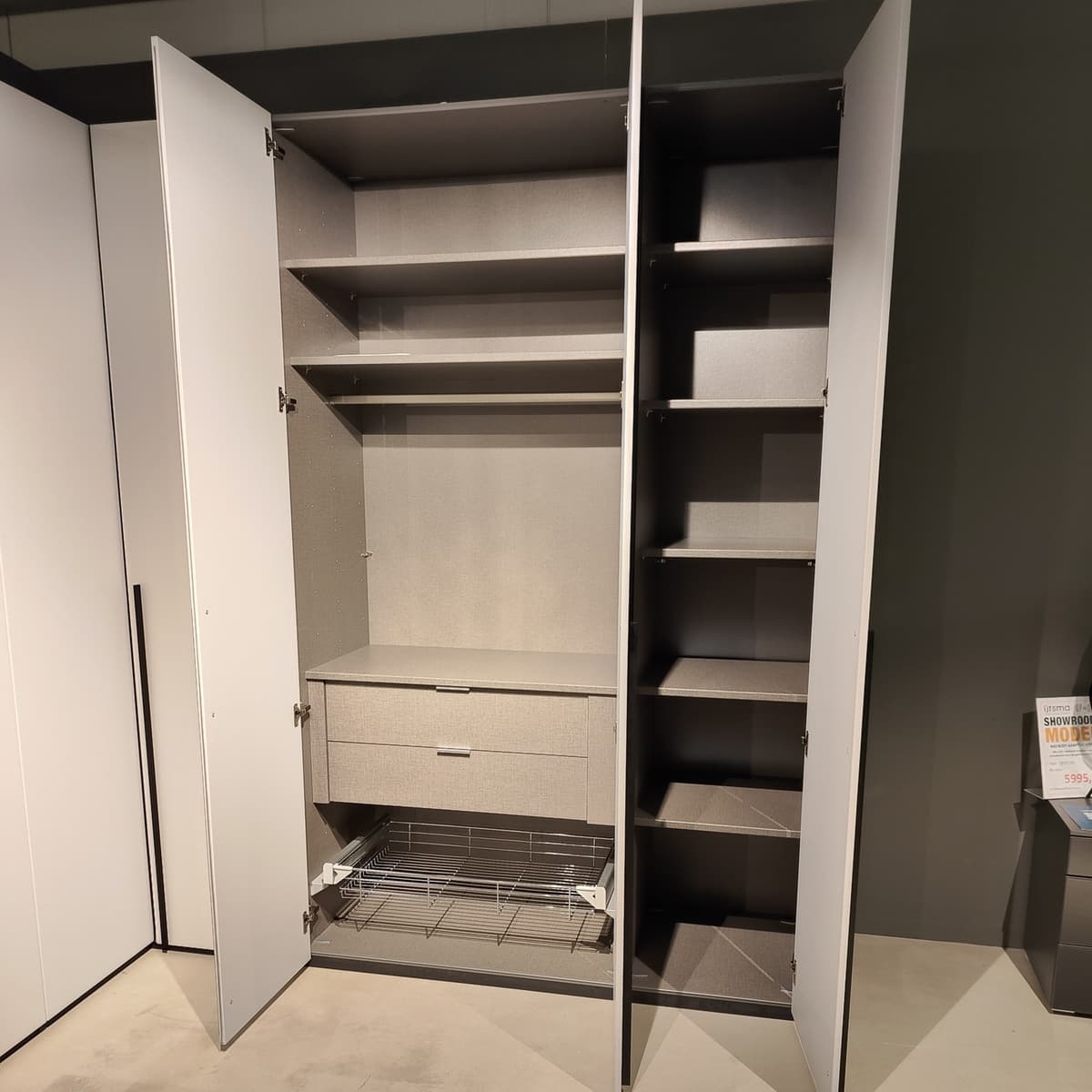 Showroommodel Nolte 6-deurs hoekkast - 4