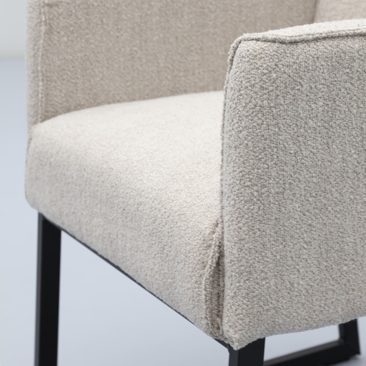 Eetkamerstoel Kenzo met gestoffeerde armleuning - 21